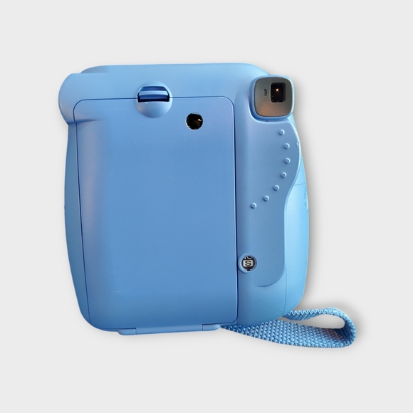 Fujifilm Instax Mini 9 Cobalt Blue Instant Camera With Matching Carrying Case - Picture 5 of 9